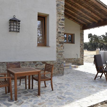 Finca Las Abubillas Jaraicejo الغرفة الصورة