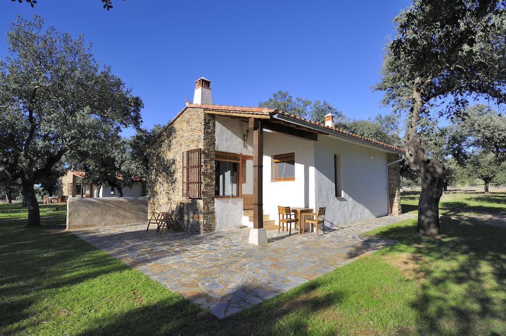 Finca Las Abubillas Jaraicejo المظهر الخارجي الصورة